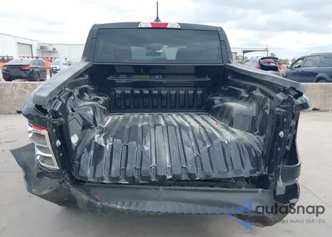 2025 Ford Maverick Xl z USA, uszkodzony, nr VIN 3FTTW8A38SRA28294